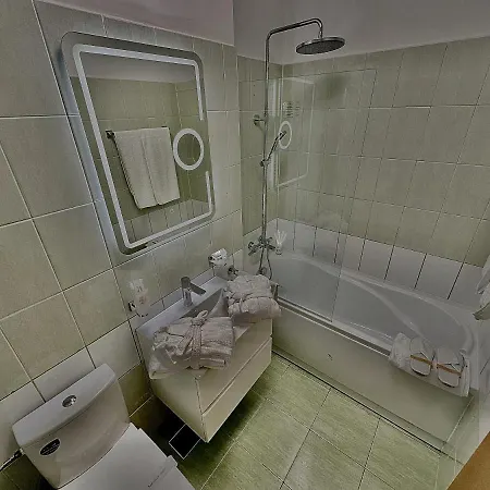 Shiro Havensuite * Boekarest